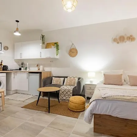 Studio « Le Boheme Chic » Nîmes Extérieur photo